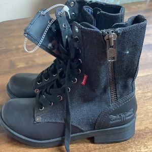 Black boots brand new